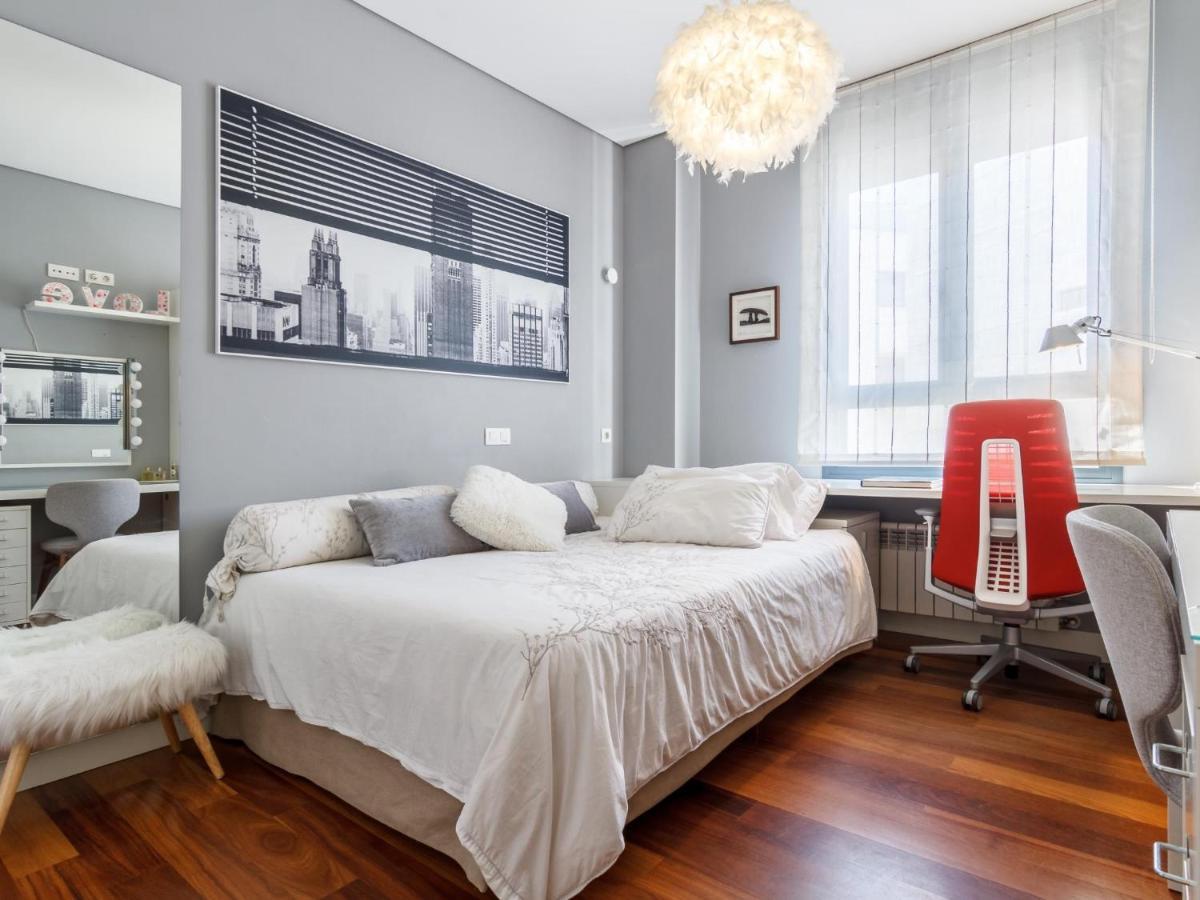 Apartamento De Diseño Con Parking Apartamento Bilbao