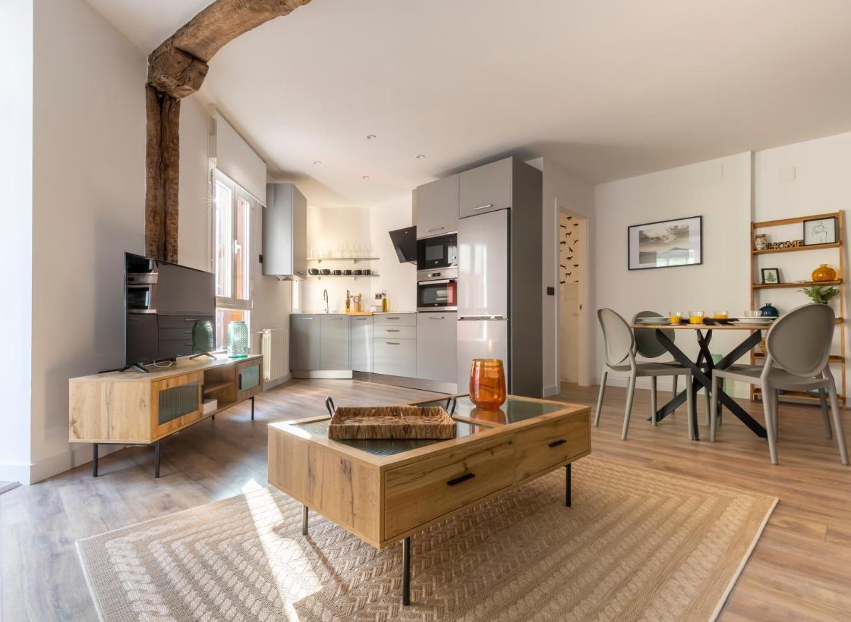 Apartamento Plaza De Tres Pilares By The Urban Hosts Bilbao