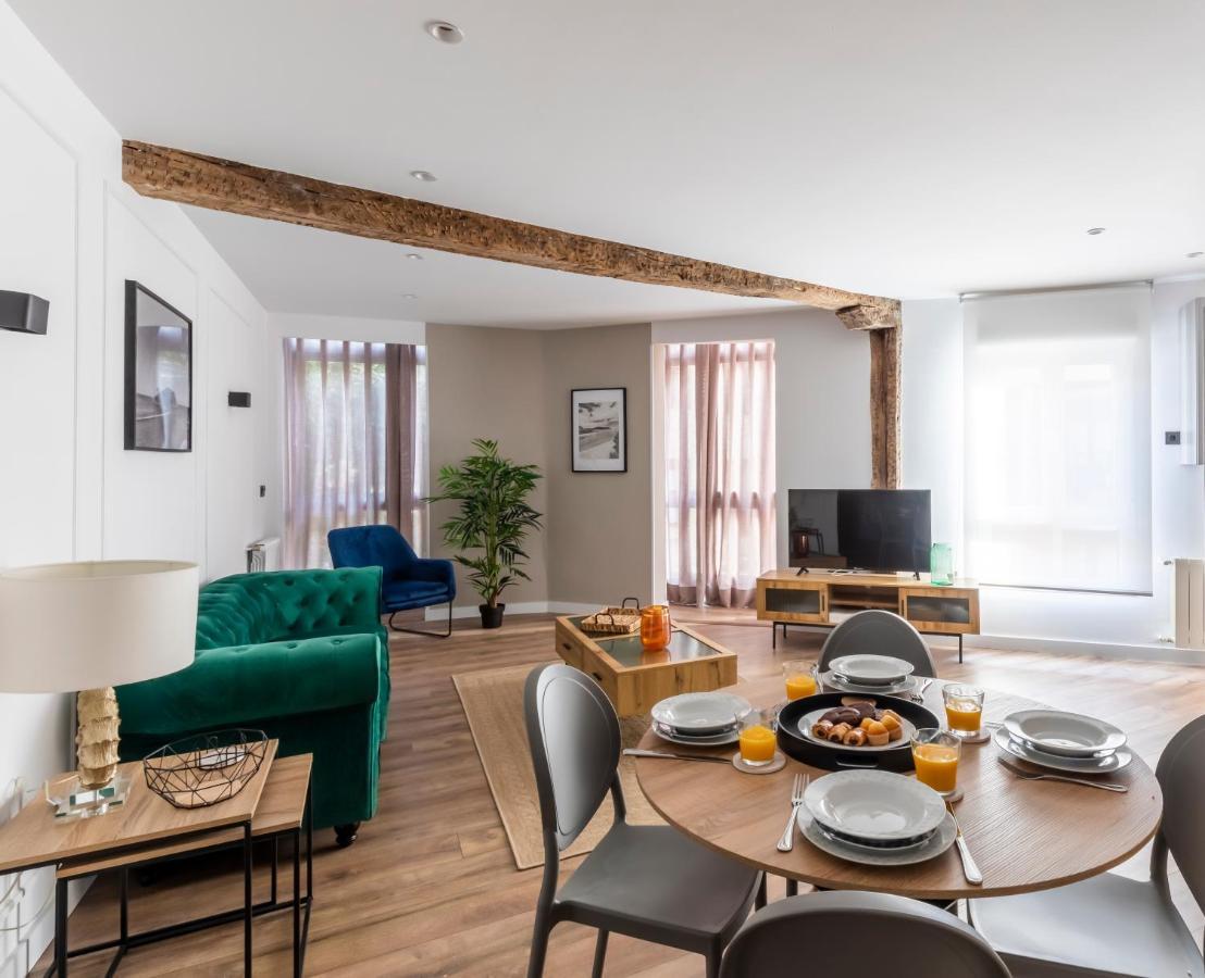Apartamento Plaza De Tres Pilares By The Urban Hosts Bilbao
