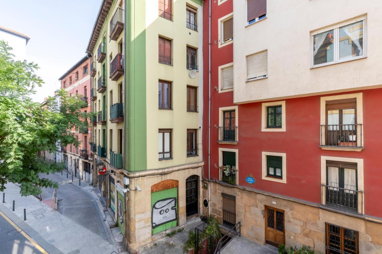 Plaza De Tres Pilares By The Urban Hosts Apartamento Bilbao