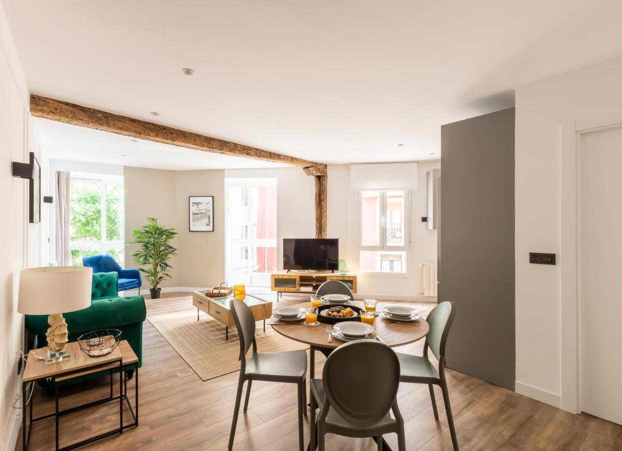 Plaza De Tres Pilares By The Urban Hosts Apartamento Bilbao