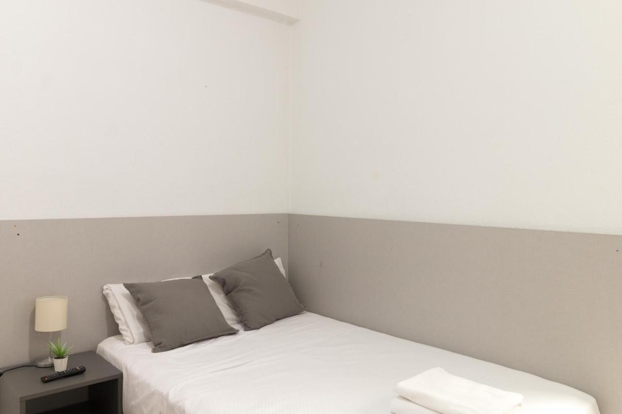 Arias Guest house *