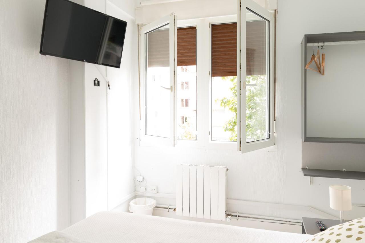 Arias Guest house *