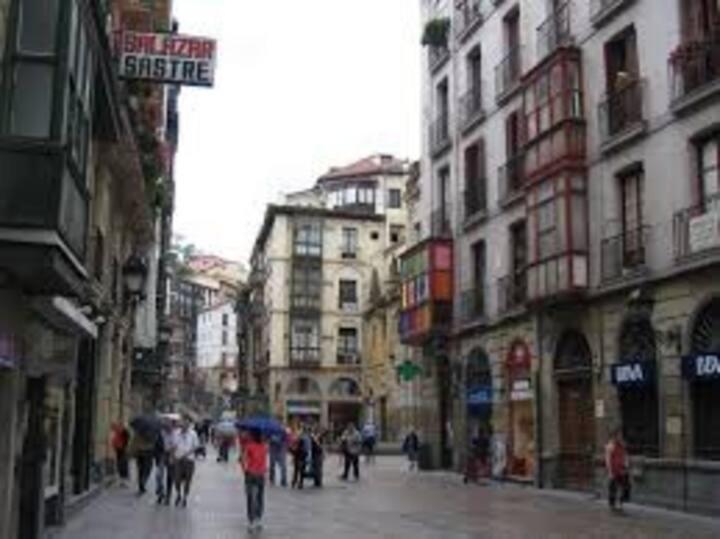 Apartamento Apto Con Garaje Para 5 Personas Cerca Ayuntamiento
