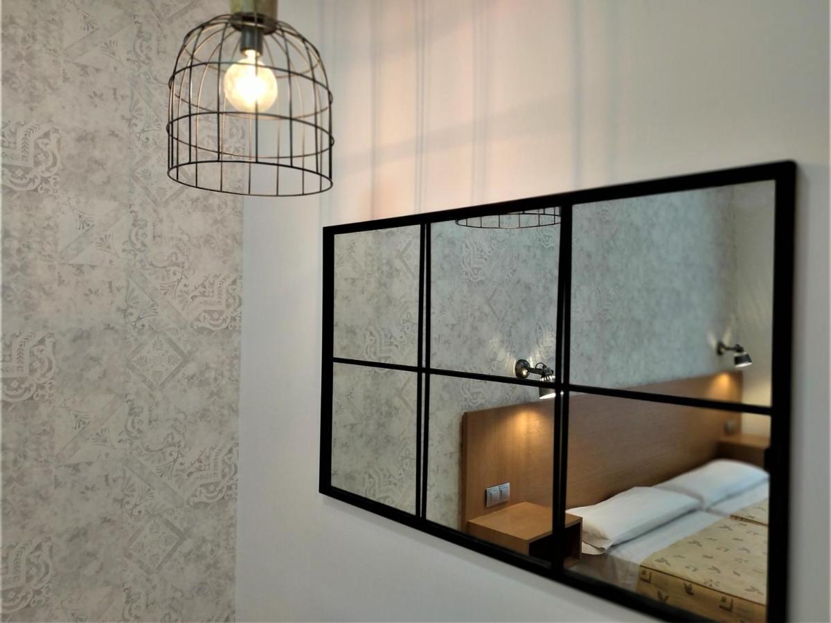 Roquefer Bilbao Central Rooms Bilbao