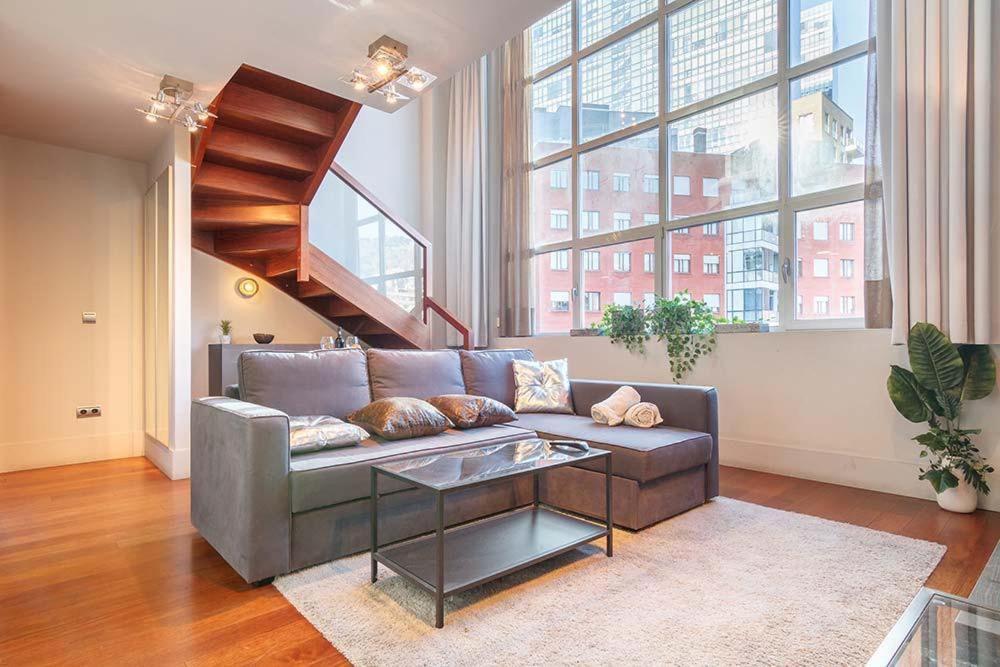 Apartamento Duplex Isozaki-guggenheim