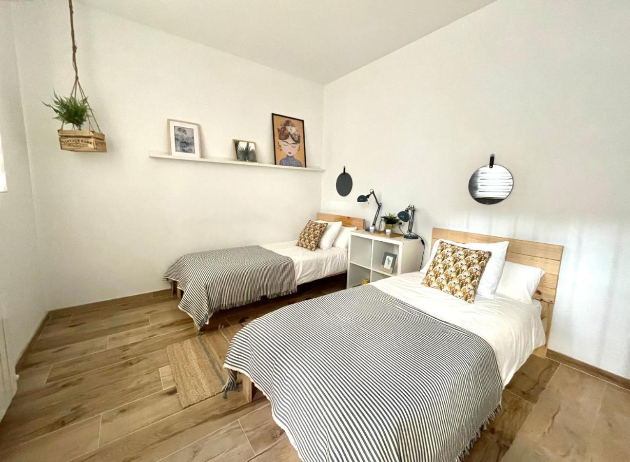Trauko Flat Parking 12 Euros X Day Ebi01313 Apartment *