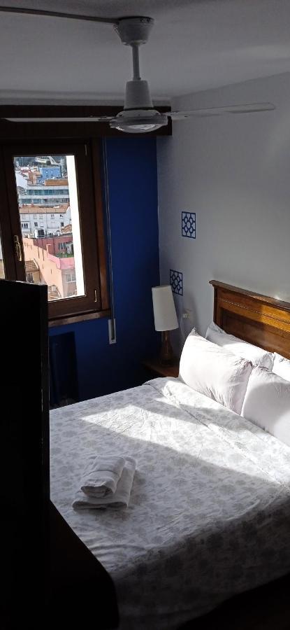 Habitación en casa particular Superviews, Parking 24h Vigilado Incluido Y Netflix En Habitación Independiente Con Baño Privado En Particular, Français&english Bilbao