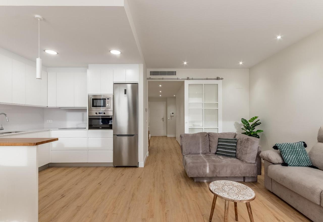 Nuevo Y Luminoso En Plaza Moyua Apartamento *