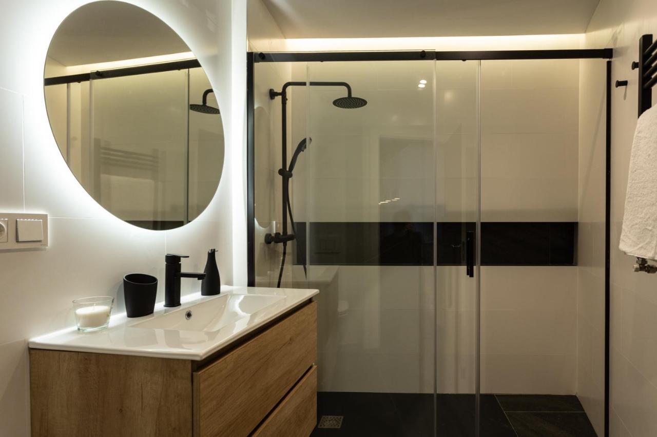 Piso De Diseño Con Vistas A La Ria. Apartamento