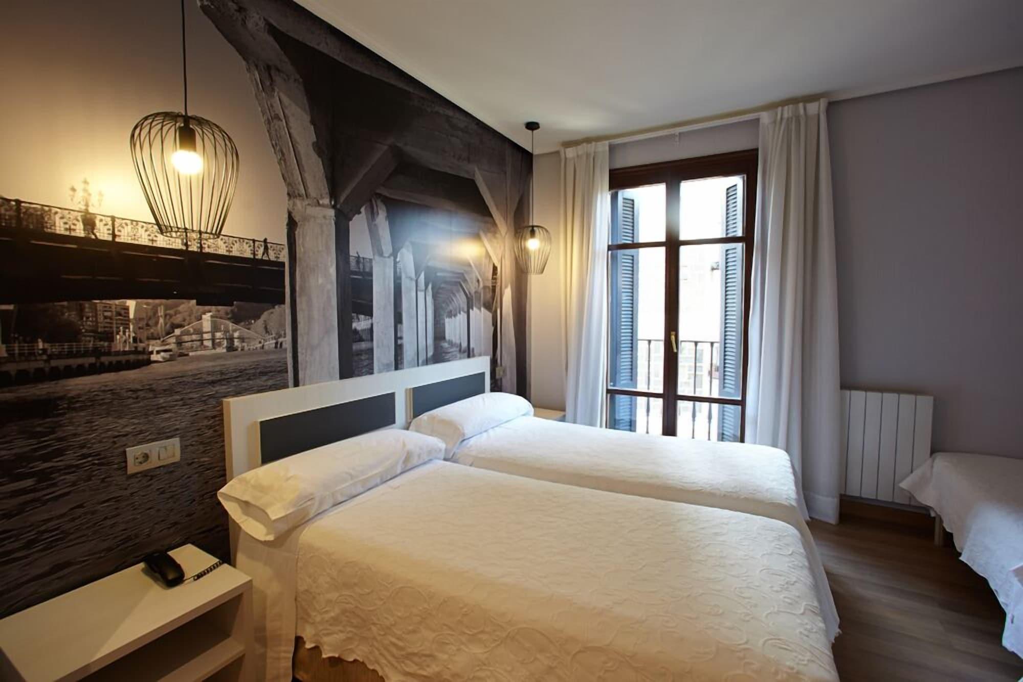 Sirimiri Hotel