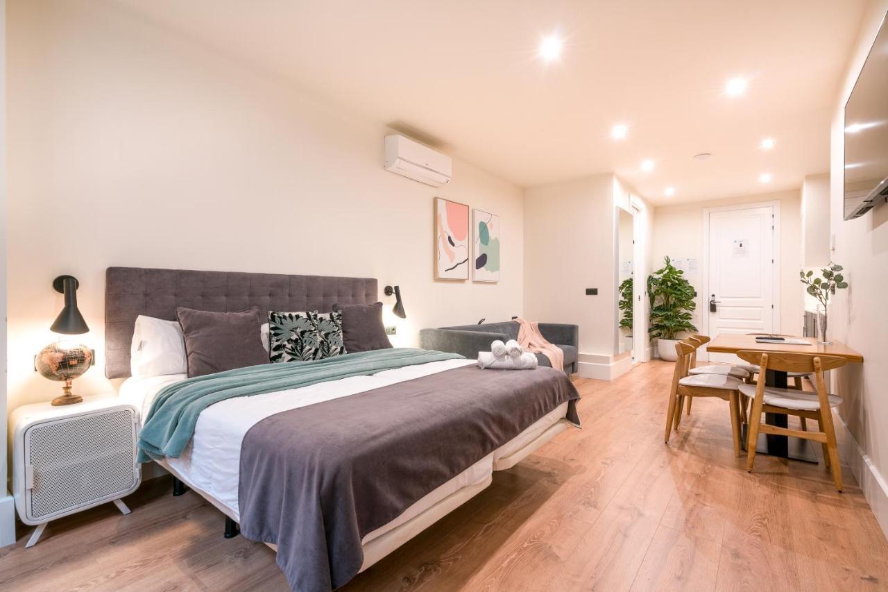 Apartment Riverside By Staynn