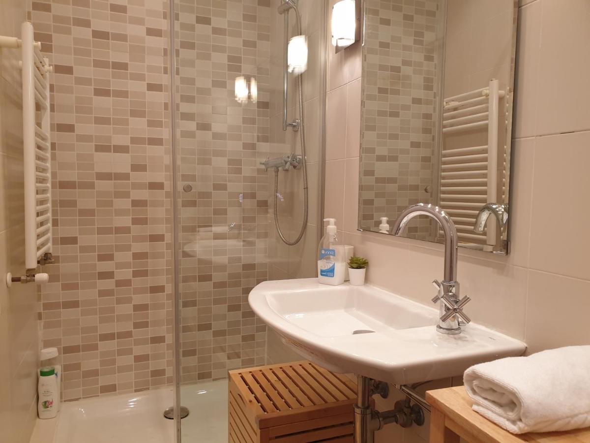 Apartamento Con Patio En El Centro De Bilbao&guggenheim Bilbao