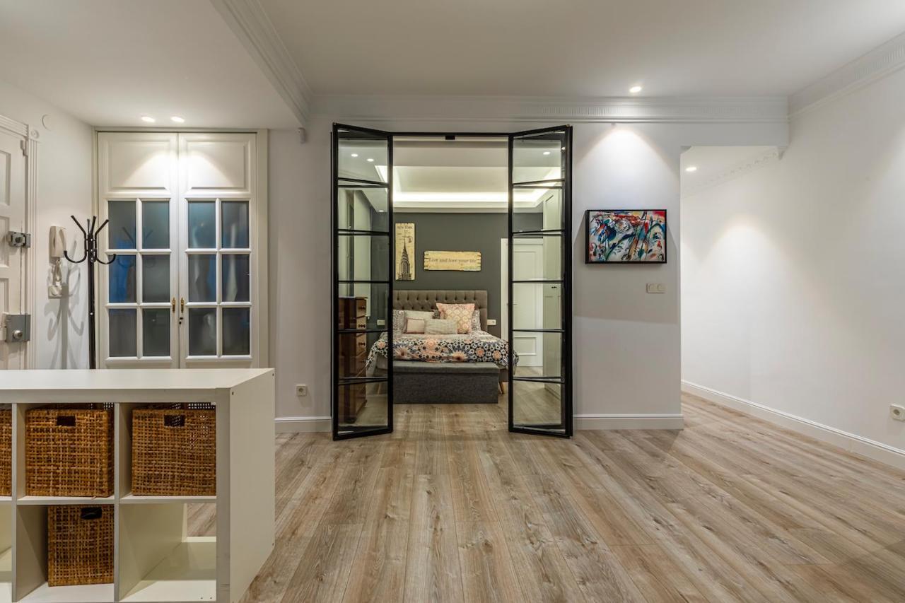 110 M2 In Abando Close To Guggenheim With Parking Apartment
