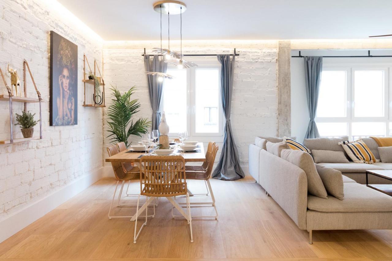 Amplio Y Moderno Con Tarima Refrescante By Staynnapartments Apartamento Bilbao