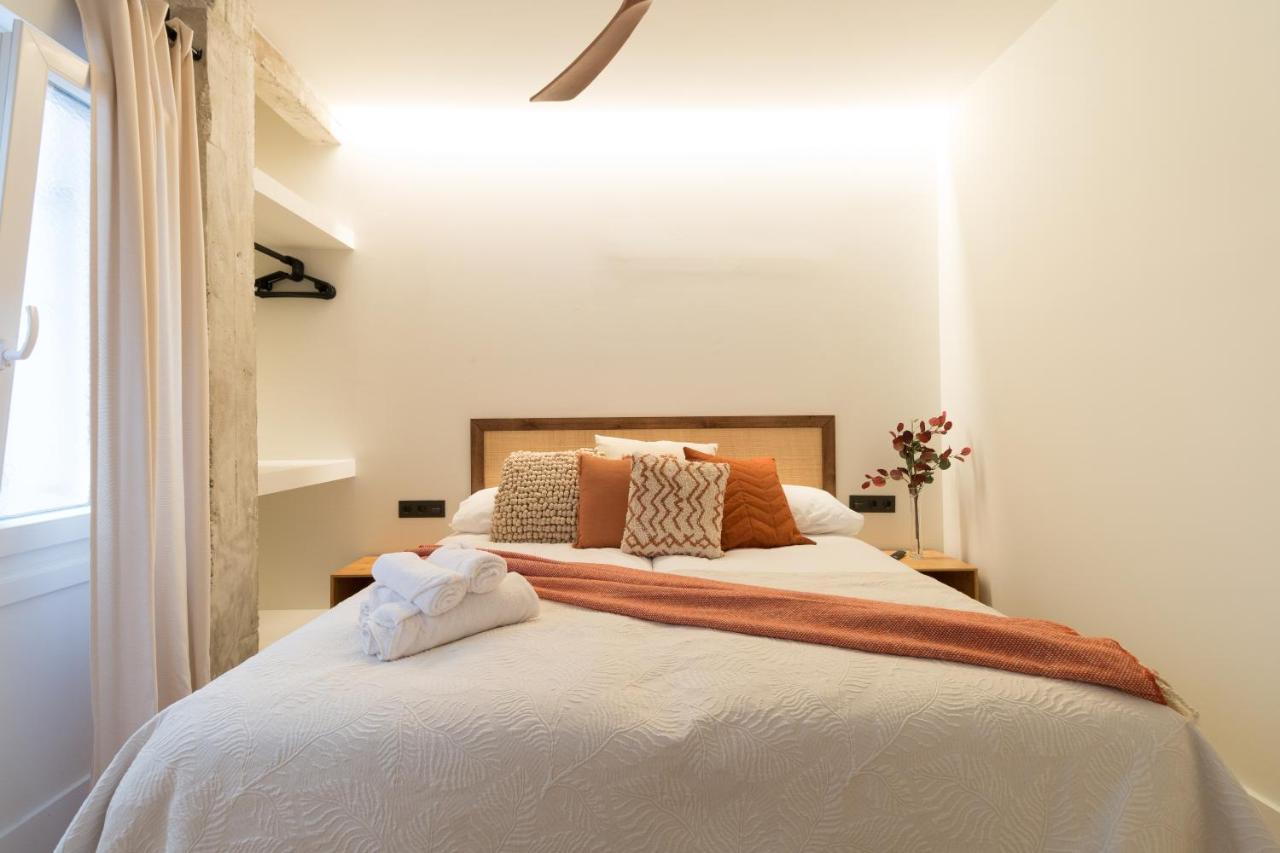 Apartamento Amplio Y Moderno Con Tarima Refrescante By Staynnapartments *