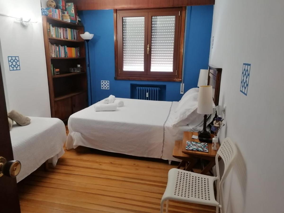 Habitación en casa particular Superviews, Parking 24h Vigilado Incluido Y Netflix En Habitación Independiente Con Baño Privado En Particular, Français&english *