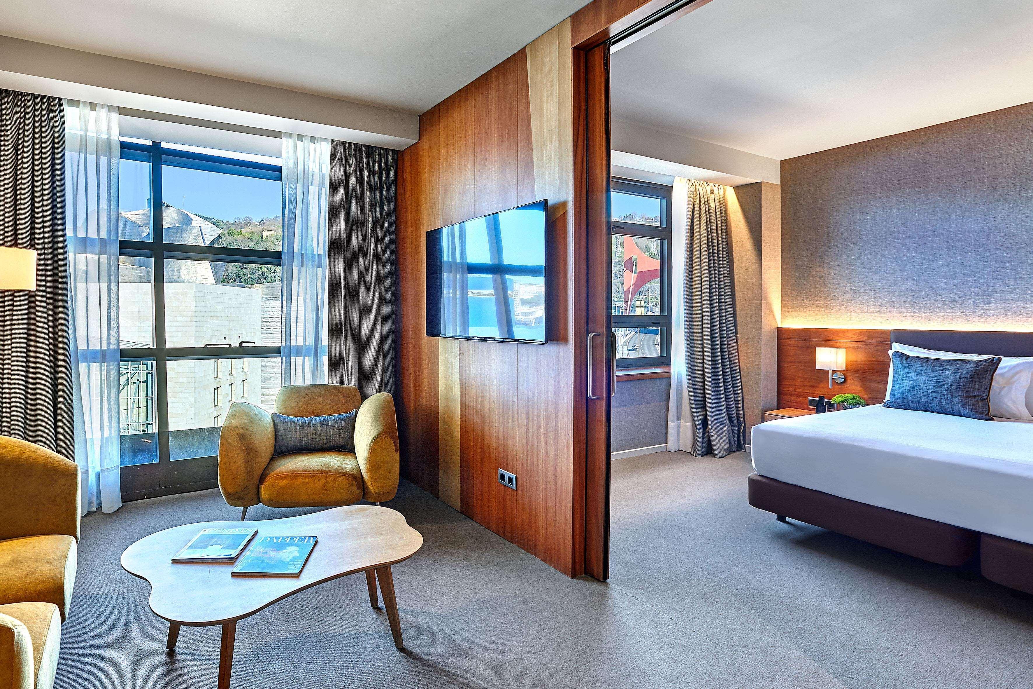 The Artist Grand Of Art Hotel
