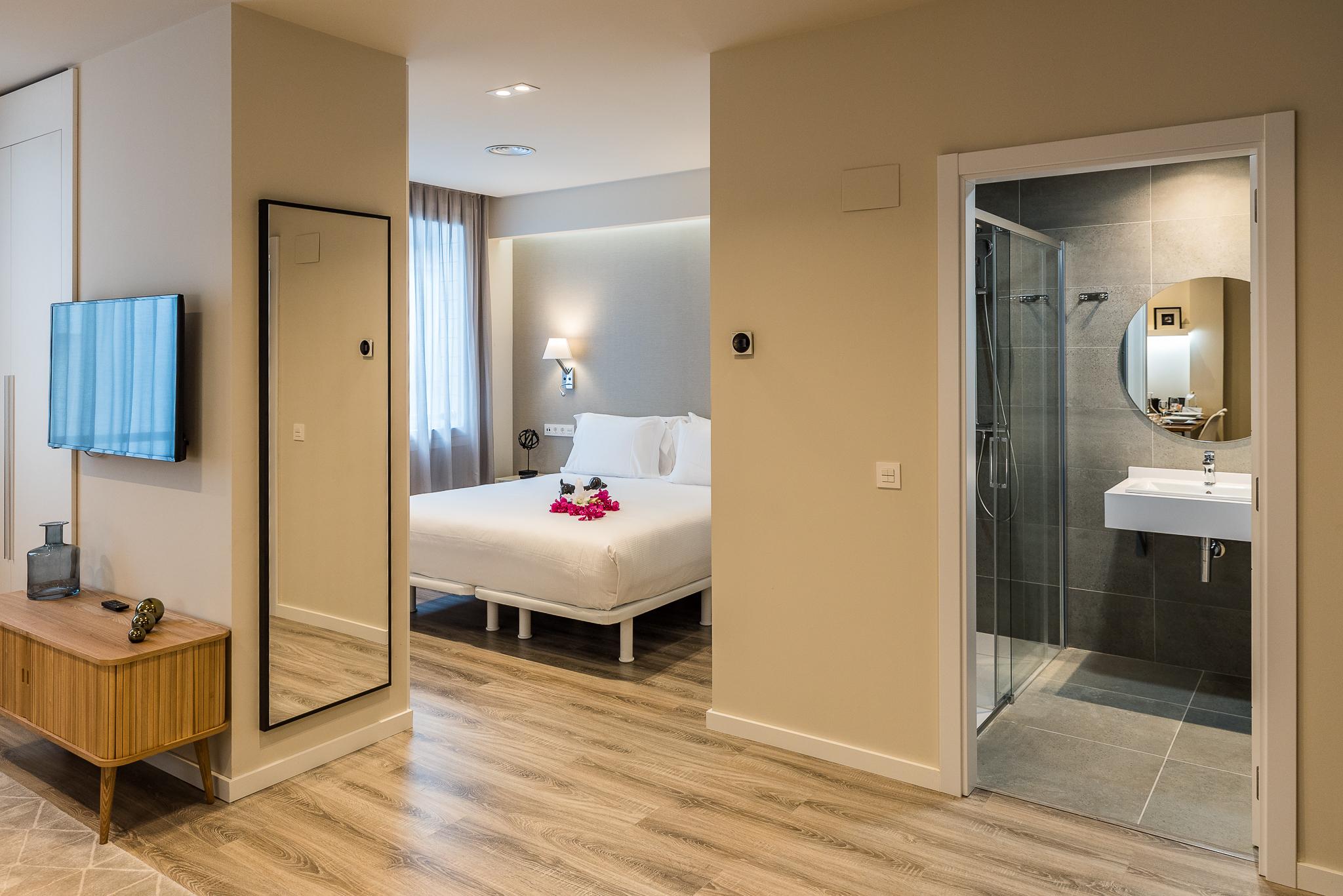 Center By Abba Apartahotel