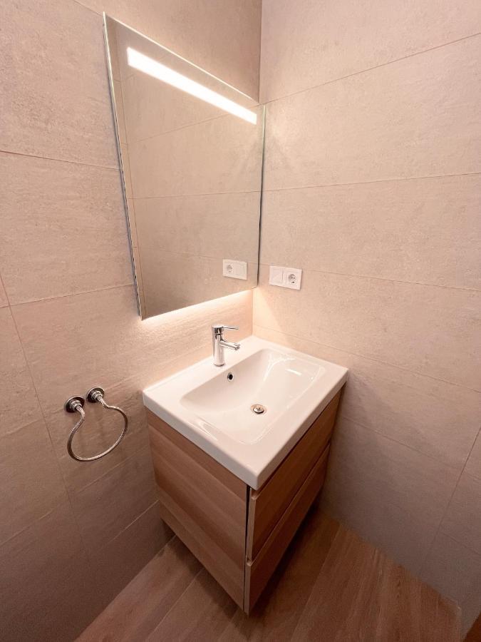 Habitación en casa particular Habitación Céntrica Con Balcón