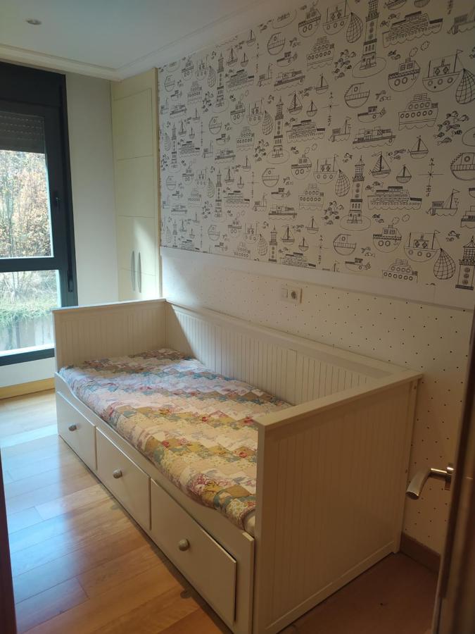 En El Centro Con Garaje Directo. Apartamento