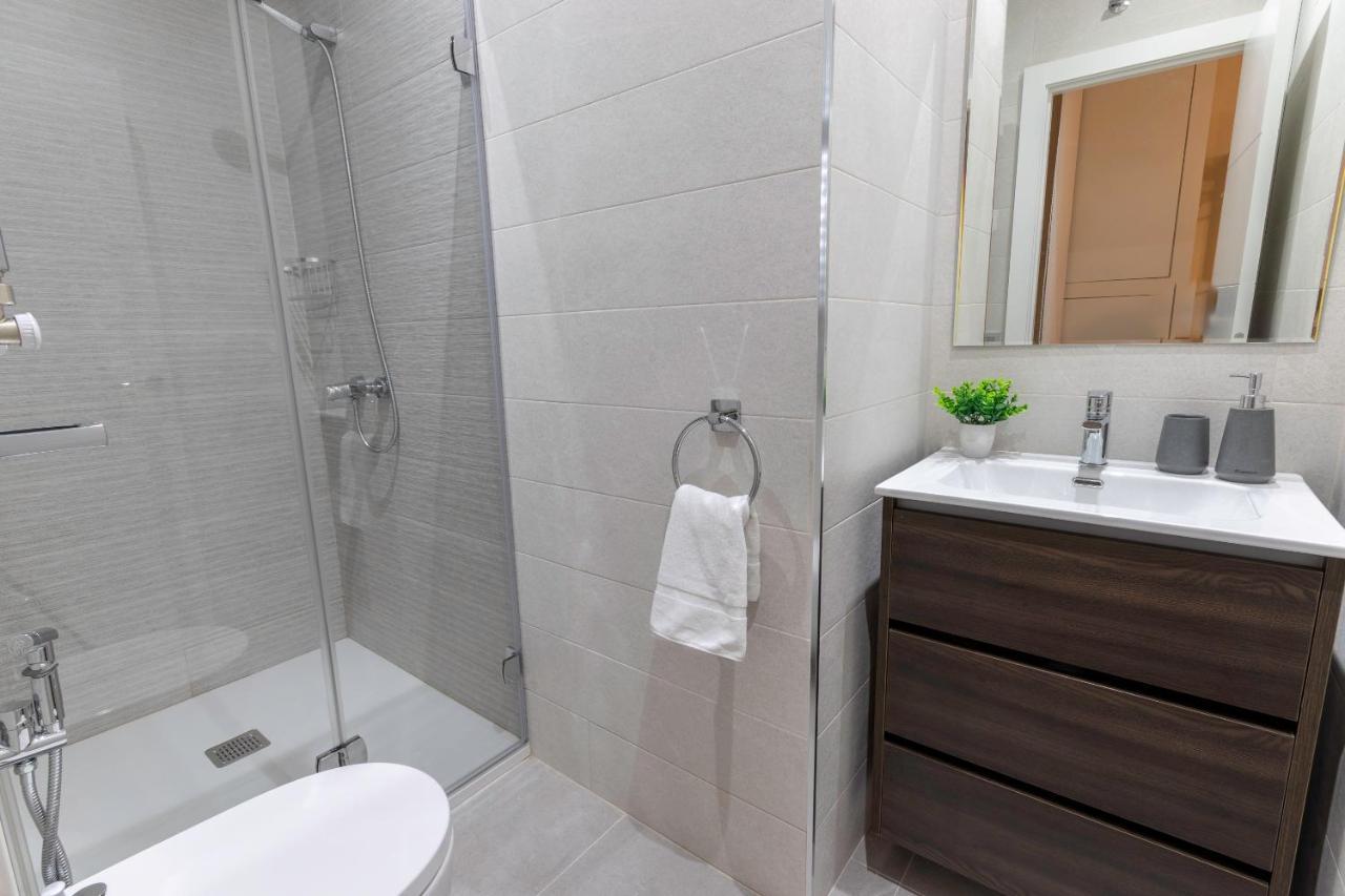 Recien Reformado Junto A Metro San Mames Apartamento