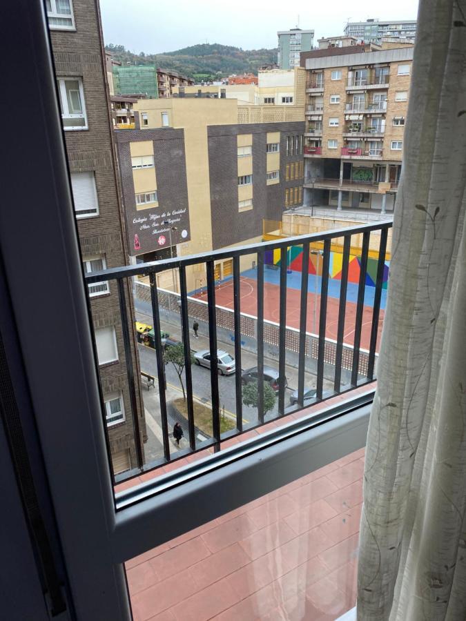 Con Balcon Y Wifi Homestay