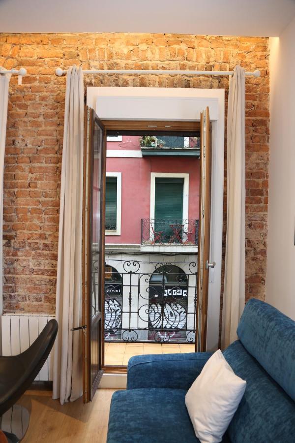 Piso Moderno A 2 Minutos Del Casco Viejo Con Parking Gratis Apartamento