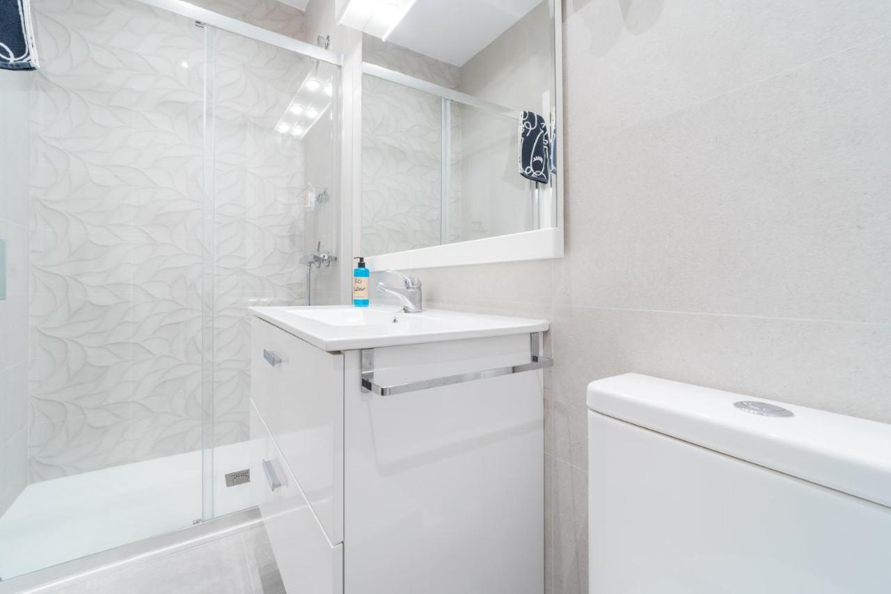 Apartment Gran Via Dona Casilda Park By Next Stop