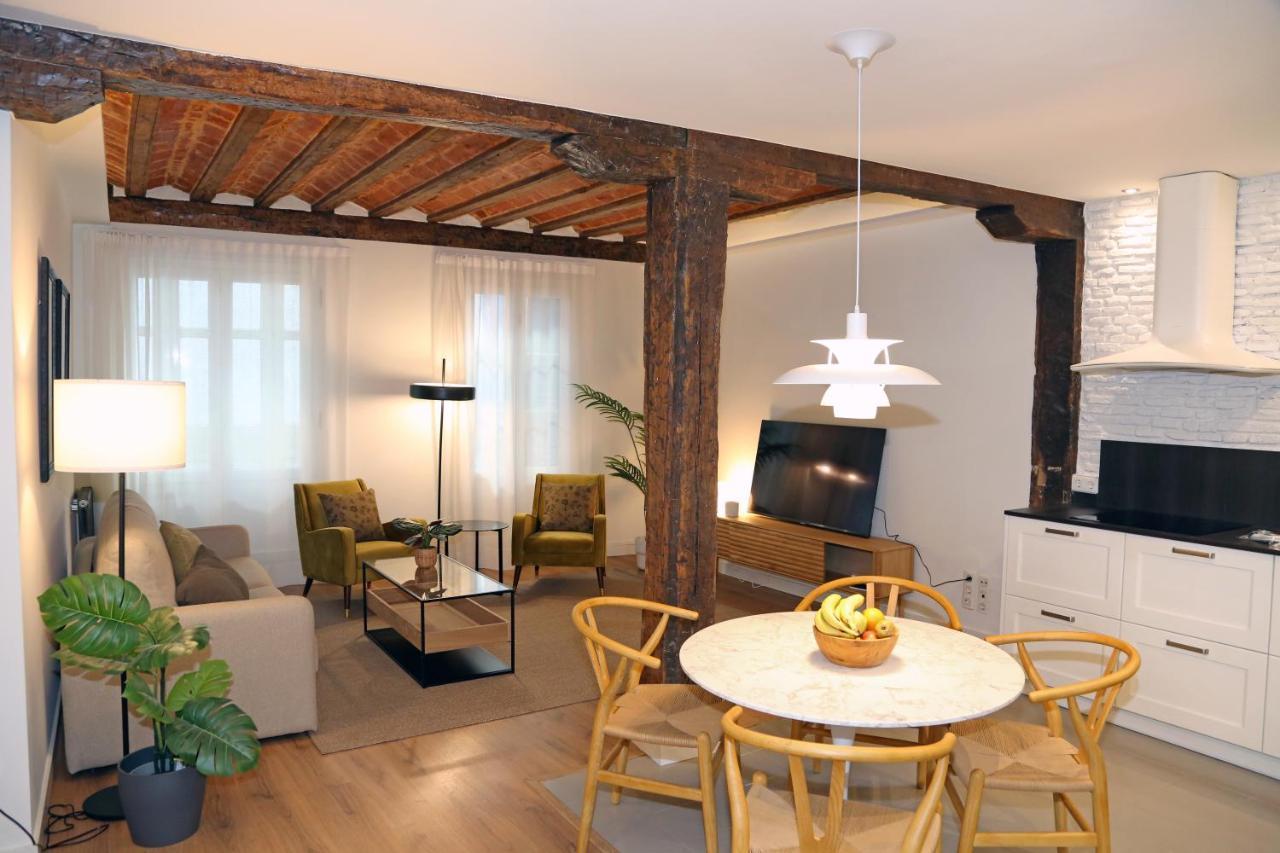Premium En Pleno Casco Viejo De Apartamento *