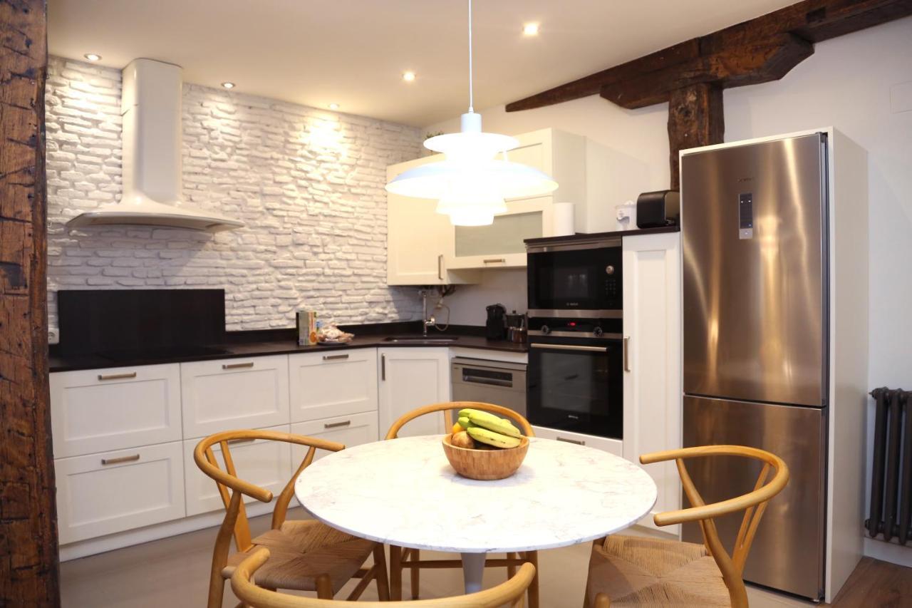 Premium En Pleno Casco Viejo De Apartamento *
