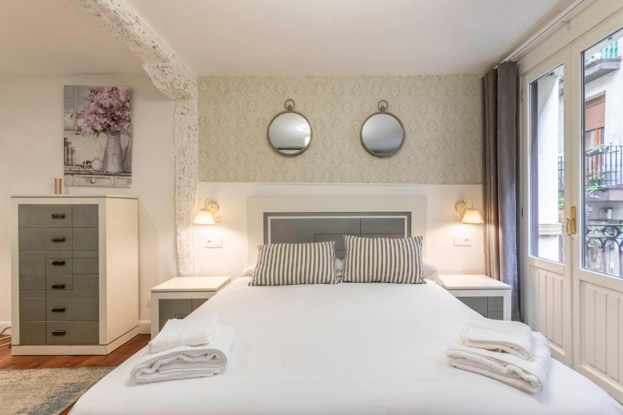 Old Town Xi By Aston Apartamento *