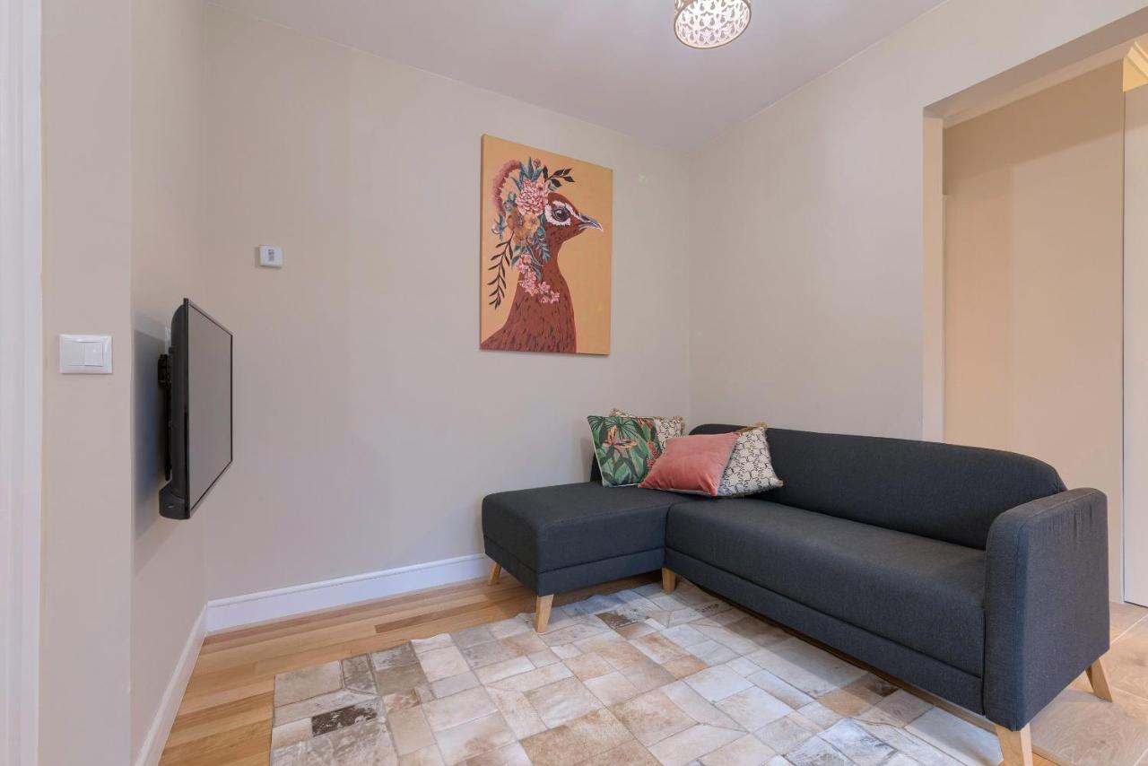 Vivienda Turistica Reformada En Zona Residencial Con Garaje Y Wifi Bilbao