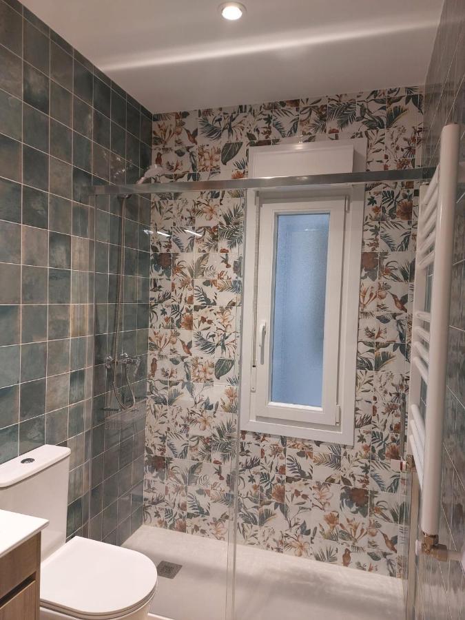 En Con Zonas Comunes Compartida H2 Habitación en casa particular *