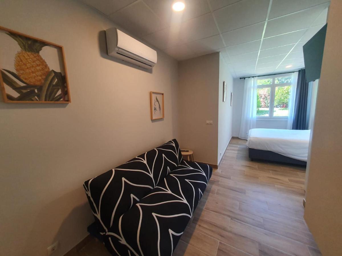 Apartment B75 *