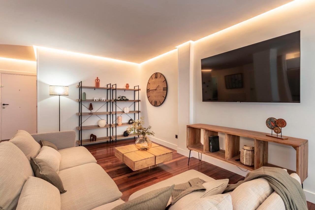 New! Lovely 4-bedroom Loft In Apartamento