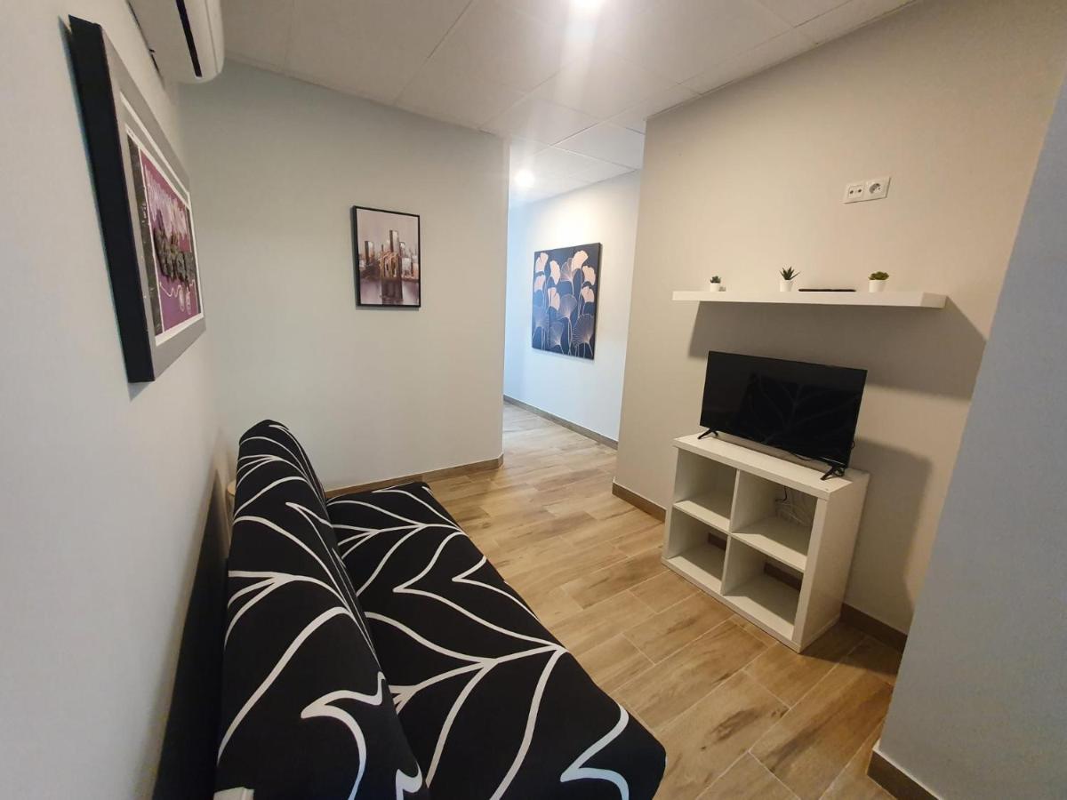 Apartment B75