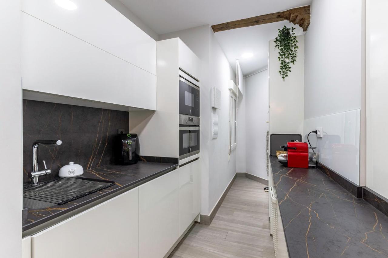 Apartment Arte V With Parking By Aston Bilbao