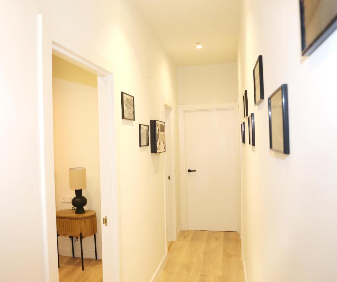 Piso Boutique Frente Al Casco Viejo De Apartamento *