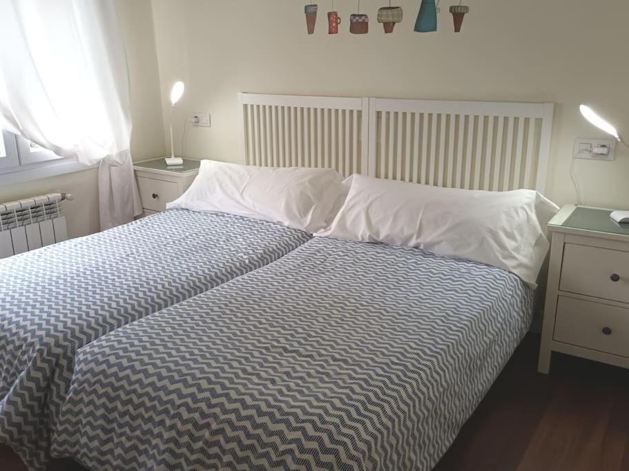 Apartamento Apartamento En Casa Con Jardin + Garaje. E-bi-201