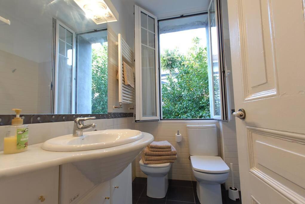 Apartamento Apartamento En Casa Con Jardin + Garaje. E-bi-201 *