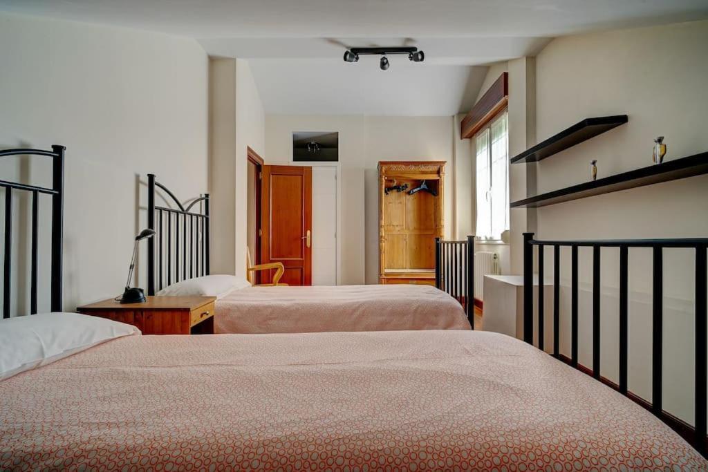 Duplex En Chalet Climatizado Y Garaje E-bi-200