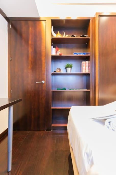 Apartamento Frente Al Parque, En El Centro *