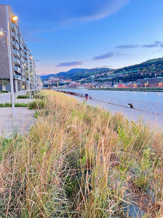 Small Lux Beachcity Close To The River,metro And Parking *