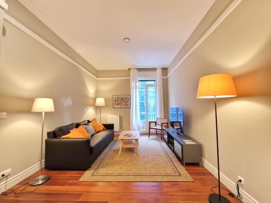 Apartamento Gran Via & Parking Gratis By Aloha