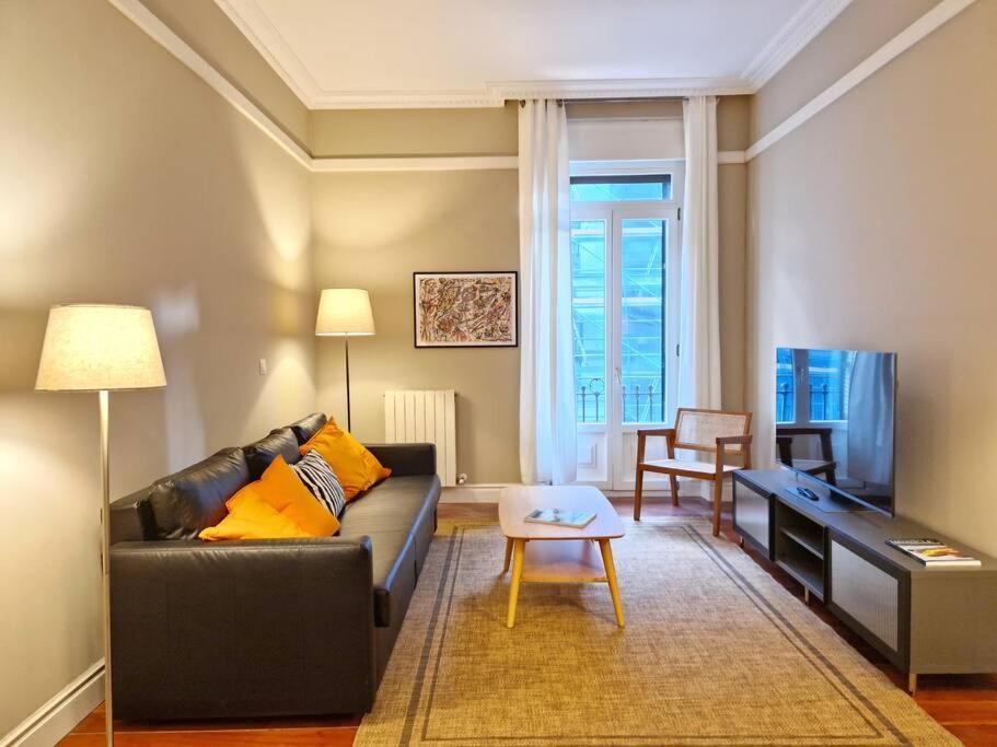 Gran Via & Parking Gratis By Aloha *