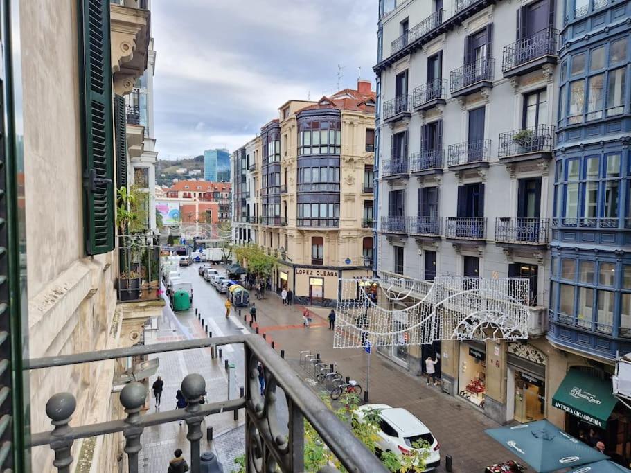Apartamento Gran Via & Parking Gratis By Aloha