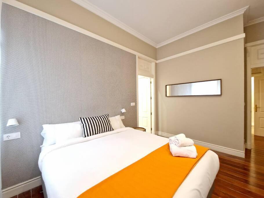 Gran Via & Parking Gratis By Aloha Bilbao