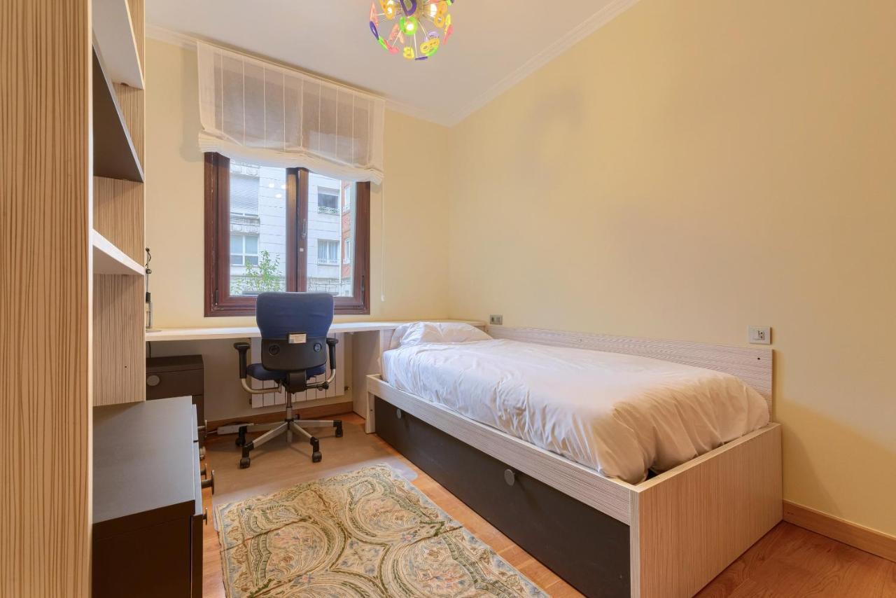 Apartamento Encanto Y Confort En Calle Epalza - Tu Familia En El Corazon De Bilbao