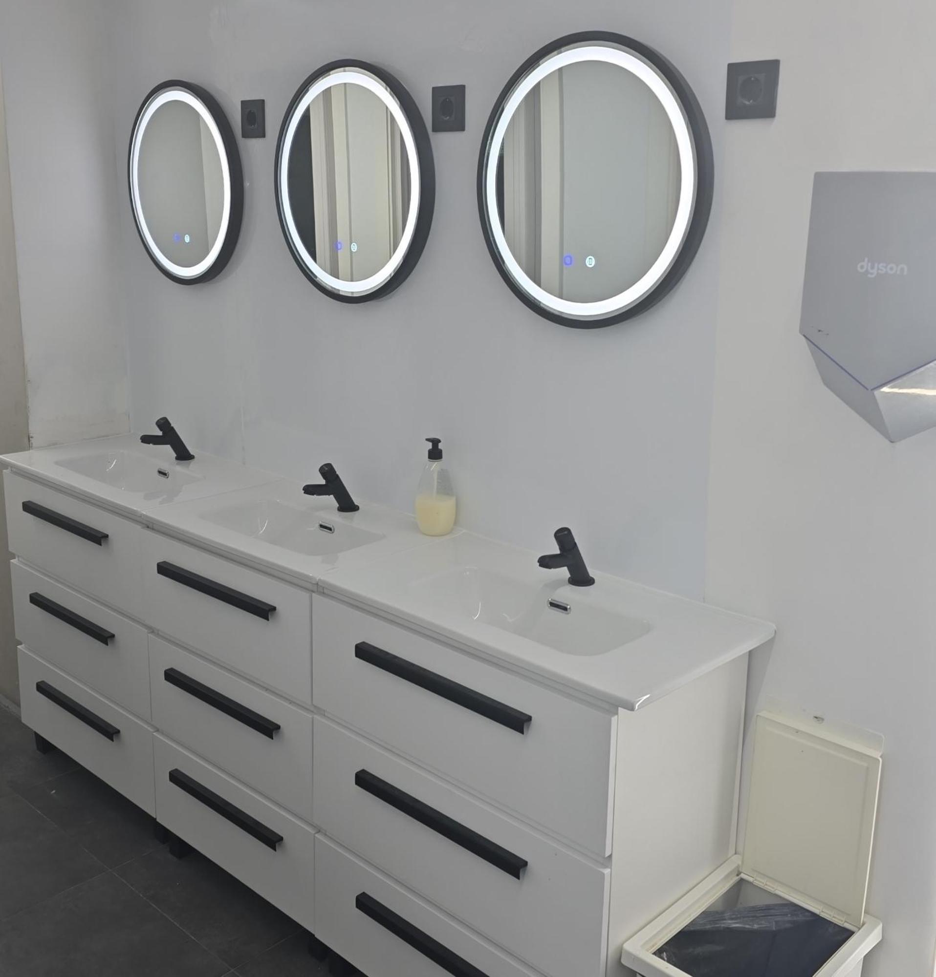 Optimi Hostel